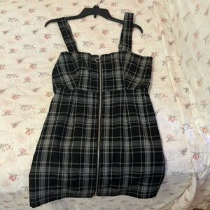 Forever 21, size medium, plaid, stripped, black & grey, dress, zipper